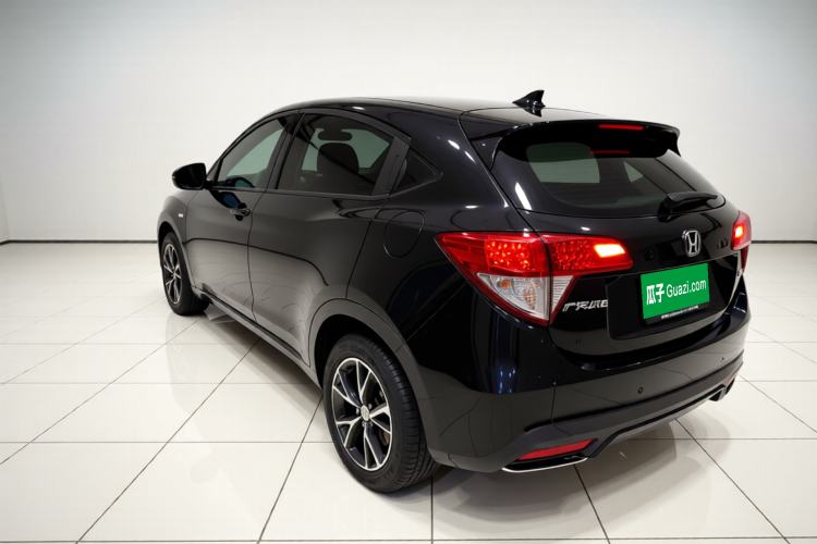 Used Honda Vezel 2015 1.5L CVT two-wheel drive Comfort trim Exterior 3