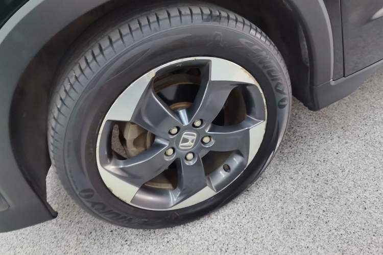Used Honda Vezel 2015 1.8L CVT 2WD Luxury Model Exterior 4