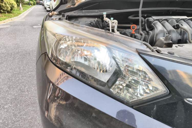 Used Honda Vezel 2015 1.5L CVT two-wheel drive Comfort trim Exterior 6