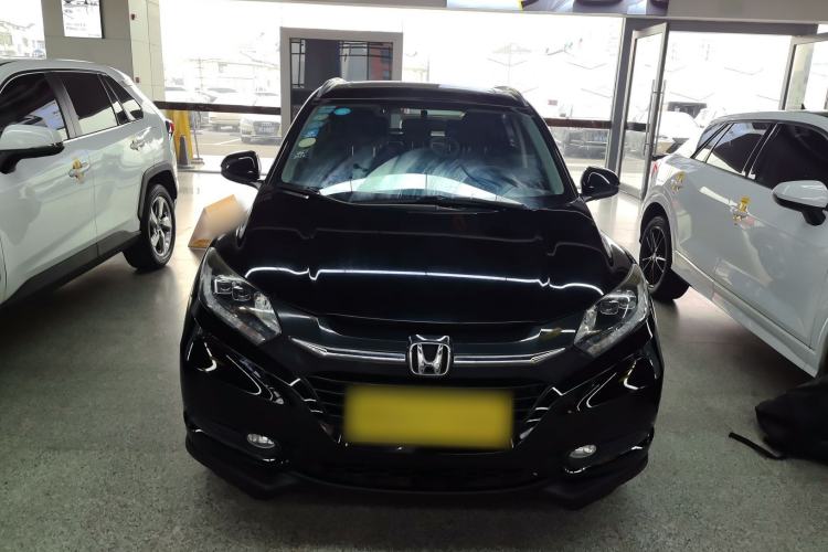 Used Honda Vezel 2015 1.8L CVT 2WD Luxury Model Front