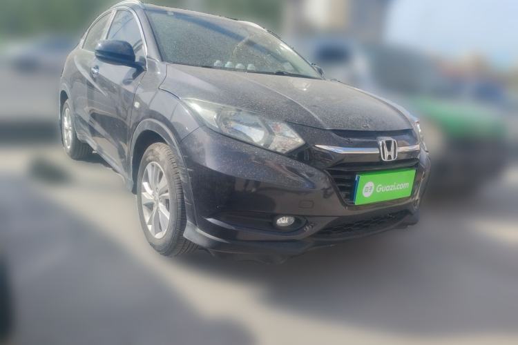 Used Honda Vezel 2015 1.5L CVT two-wheel drive Comfort trim Front Right 45 Deg