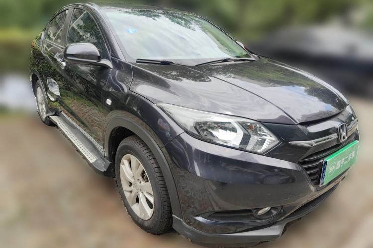 Used Honda Vezel 2015 1.5L CVT two-wheel drive Comfort trim Front Right 45 Deg