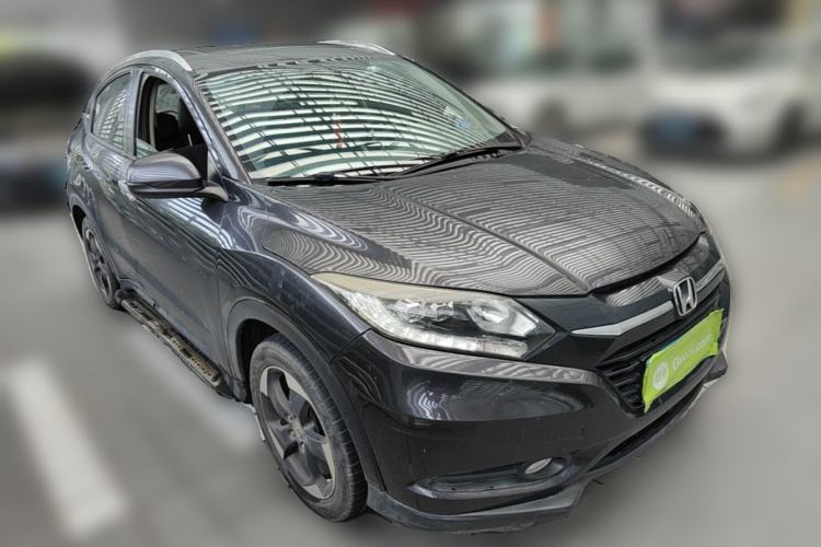 Used Honda Vezel 2015 1.8L CVT 2WD Luxury Model Front Right 45 Deg