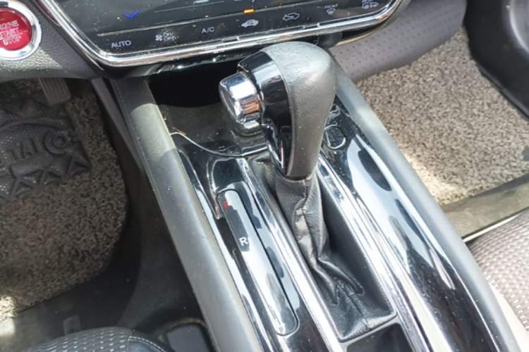 Used Honda Vezel 2015 1.8L CVT 2WD Luxury Model Gear Lever