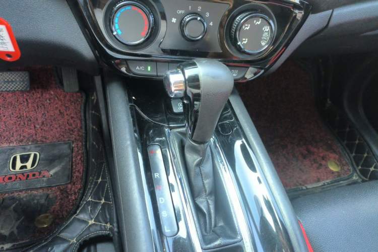 Used Honda Vezel 2015 1.8L CVT 2WD Elite Model Gear Lever
