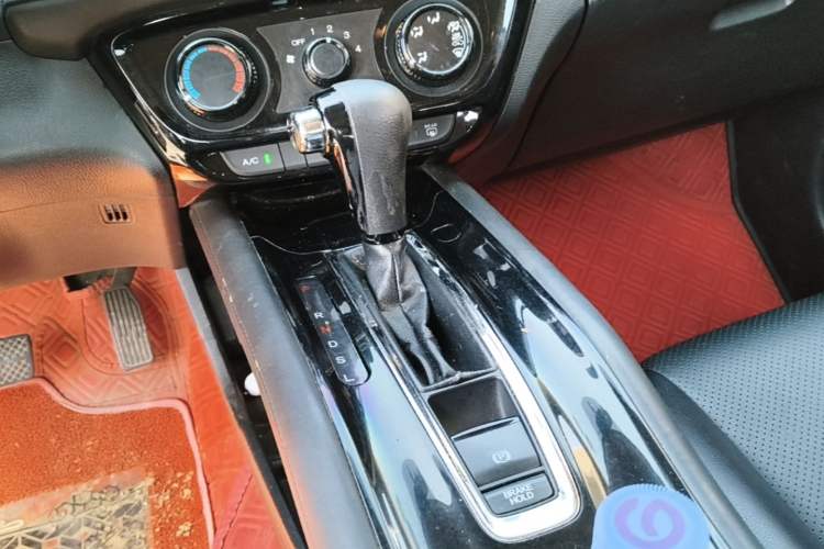 Used Honda Vezel 2015 1.5L CVT two-wheel drive Comfort trim Gear Lever