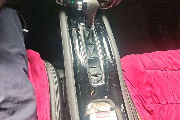 Used Honda Vezel 2015 1.5L CVT two-wheel drive Comfort trim Gear Lever