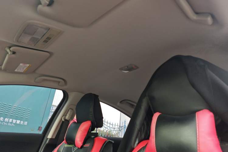 Used Honda Vezel 2015 1.5L CVT two-wheel drive Comfort trim Headliner