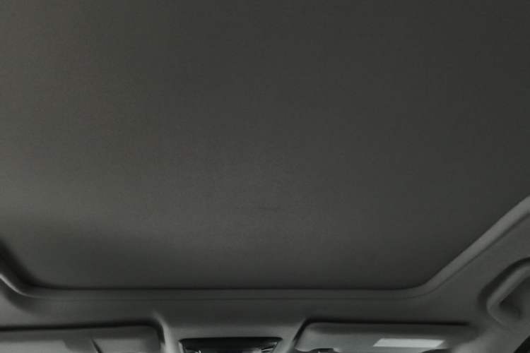 Used Honda Vezel 2015 1.8L CVT 2WD Luxury Model Headliner