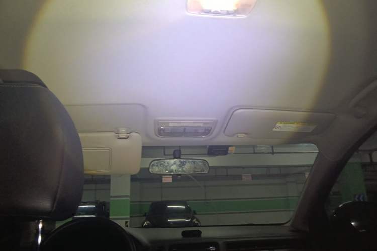 Used Honda Vezel 2015 1.8L CVT 2WD Elite Model Headliner