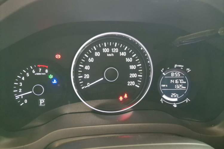 Used Honda Vezel 2015 1.5L CVT two-wheel drive Comfort trim Instrument Cluster