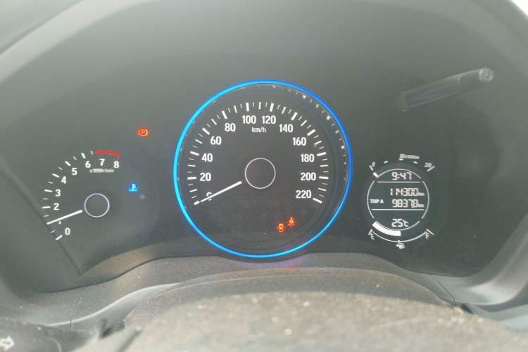 Used Honda Vezel 2015 1.8L Manual Two-Wheel Drive Elite Version Instrument Cluster