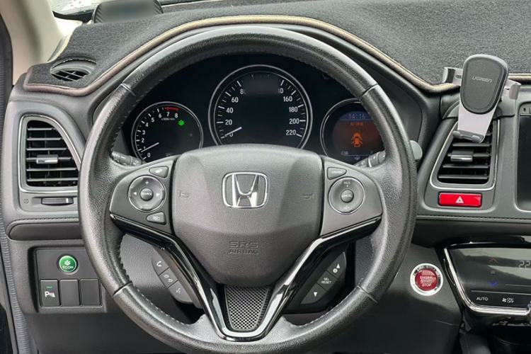 Used Honda Vezel 2015 1.8L CVT 2WD Luxury Model Interior 2