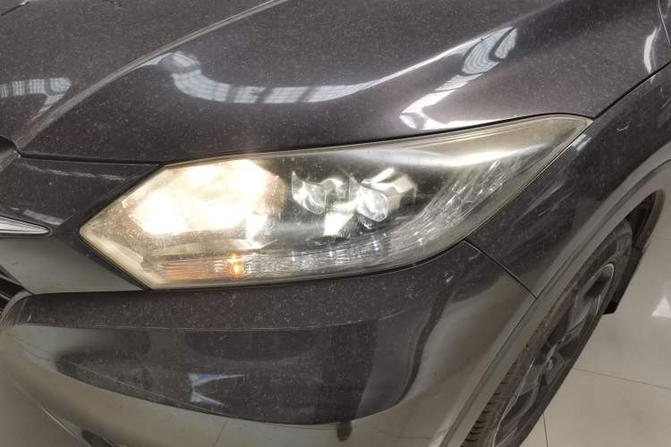 Used Honda Vezel 2015 1.8L CVT 2WD Luxury Model Left Front Headlight