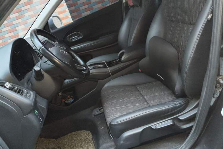 Used Honda Vezel 2015 1.8L CVT 2WD Luxury Model Left Front Seat