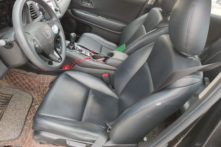 Used Honda Vezel 2015 1.5L manual two-wheel drive Comfort trim level Left Front Seat