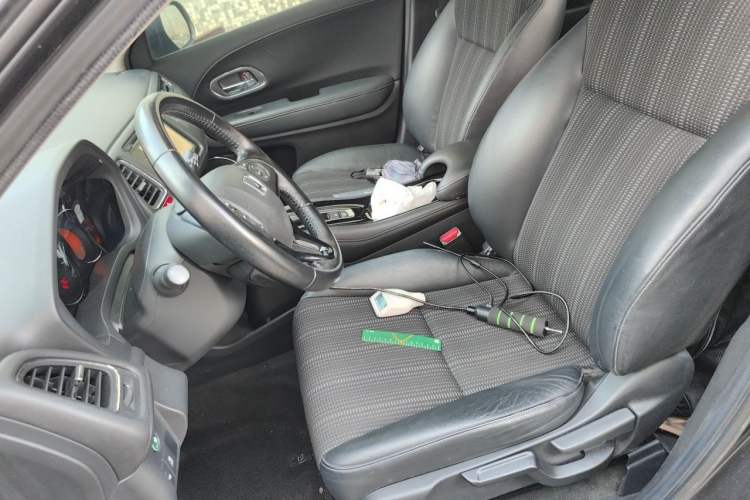 Used Honda Vezel 2015 1.8L CVT 2WD Luxury Model Left Front Seat