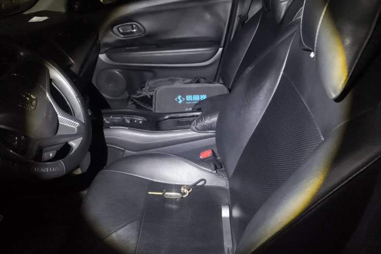 Used Honda Vezel 2015 1.5L CVT two-wheel drive Comfort trim Left Front Seat
