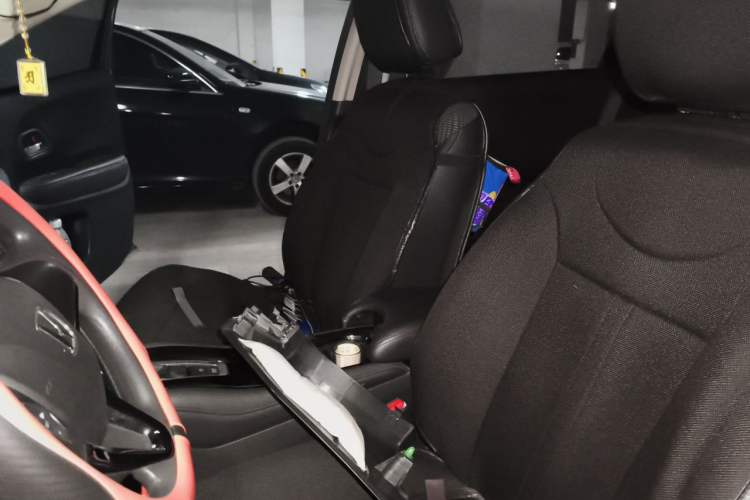 Used Honda Vezel 2015 1.8L CVT 2WD Elite Model Left Front Seat