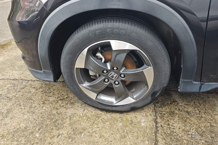 Used Honda Vezel 2015 1.8L CVT 2WD Luxury Model Left Front Wheel Hub