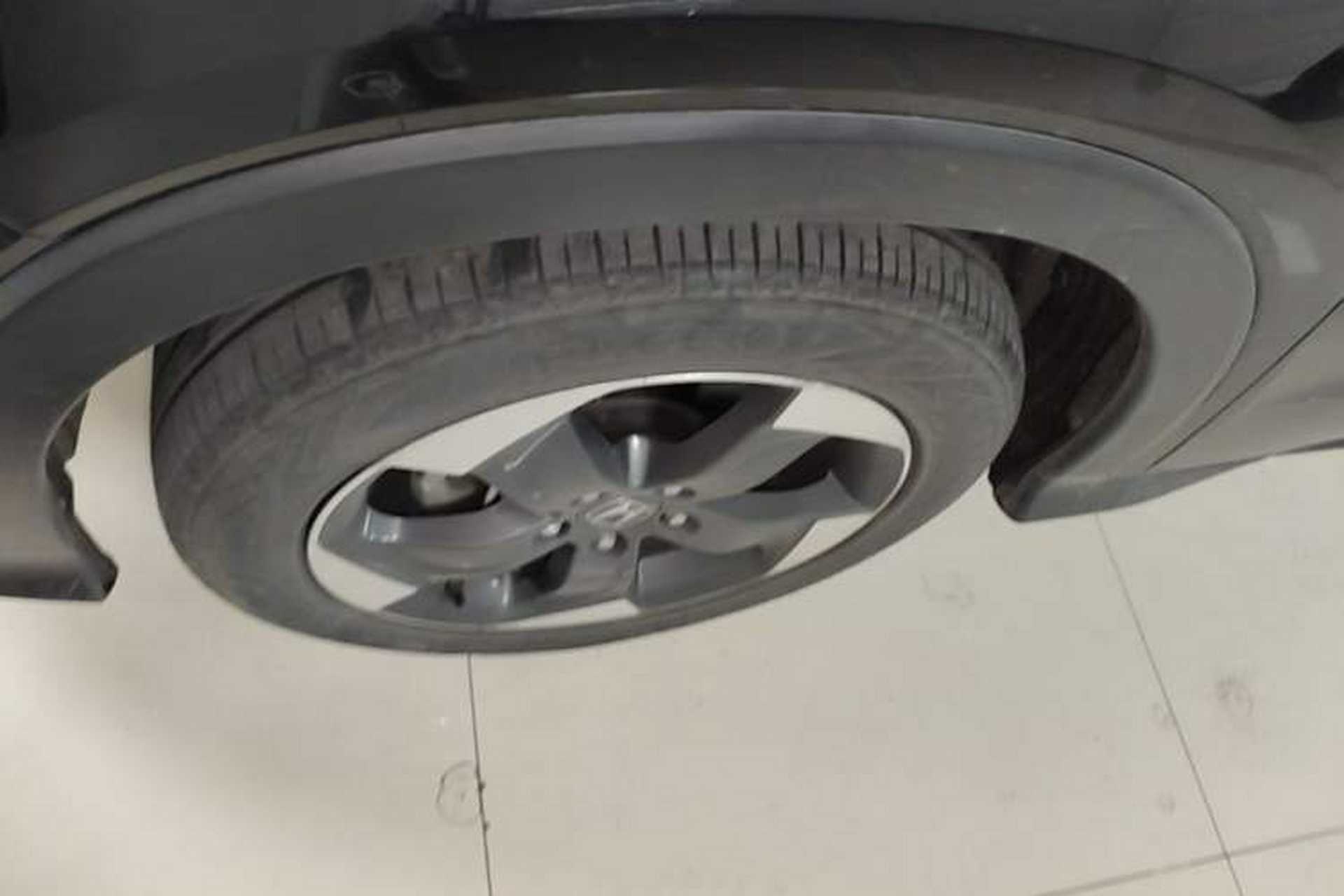 Used Honda Vezel 2015 1.8L CVT 2WD Luxury Model Left Front Wheel Hub