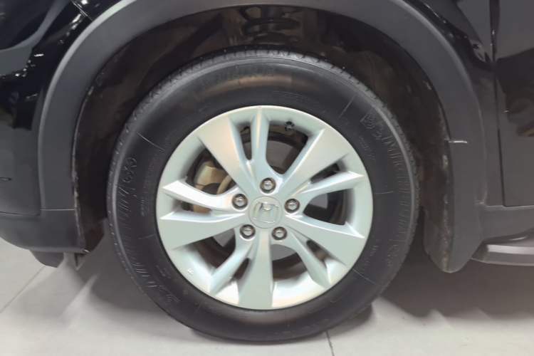 Used Honda Vezel 2015 1.5L manual two-wheel drive Comfort trim level Left Front Wheel Hub