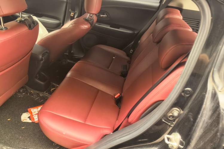 Used Honda Vezel 2015 1.5L CVT two-wheel drive Comfort trim Left Rear Seat