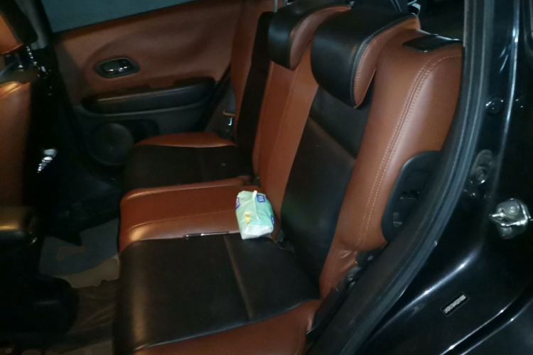 Used Honda Vezel 2015 1.5L CVT two-wheel drive Comfort trim Left Rear Seat