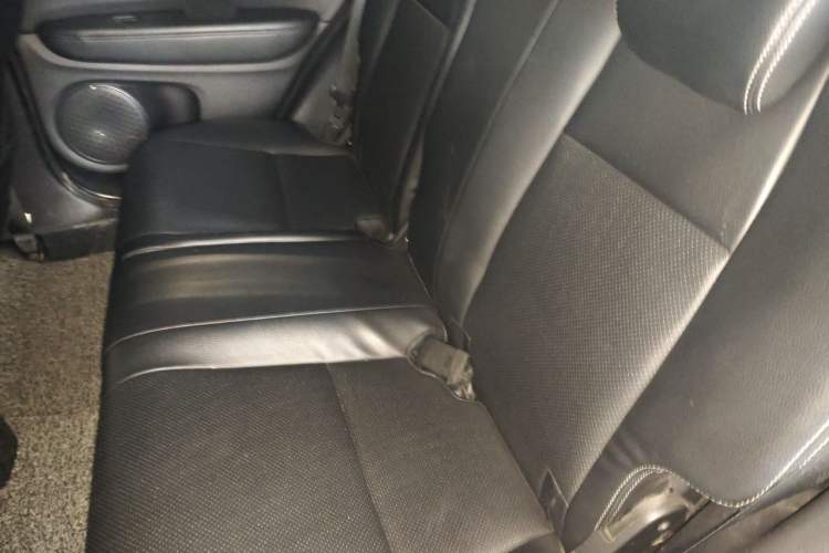 Used Honda Vezel 2015 1.5L CVT two-wheel drive Comfort trim Left Rear Seat