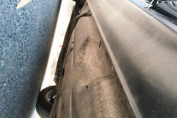 Used Honda Vezel 2015 1.5L CVT two-wheel drive Comfort trim Left Side Sill