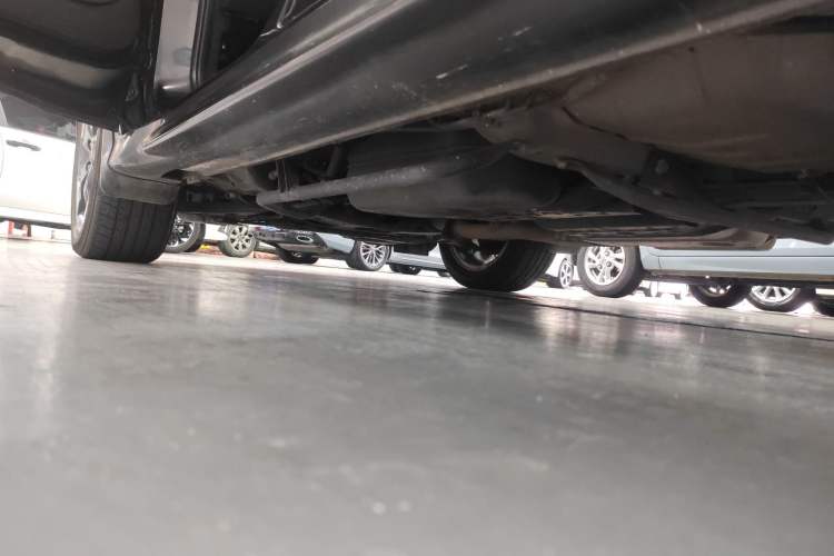 Used Honda Vezel 2015 1.8L CVT Four-Wheel Drive Flagship Model Left Side Sill
