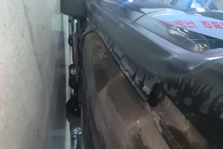 Used Honda Vezel 2015 1.8L CVT 2WD Luxury Model Left Side Sill
