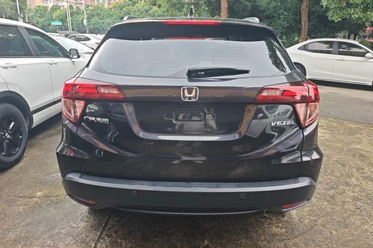 Used Honda Vezel 2015 1.8L CVT 2WD Luxury Model Rear