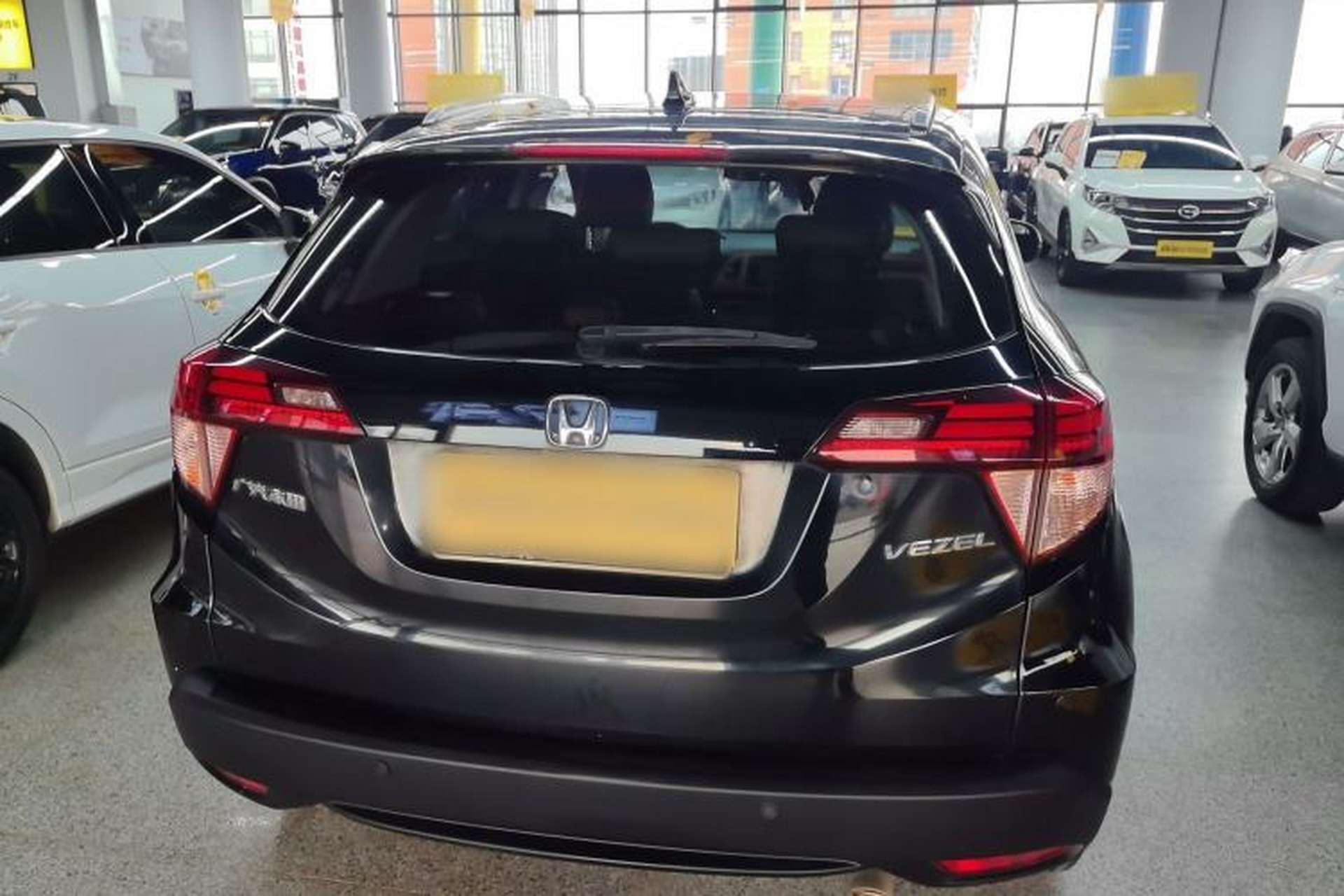 Used Honda Vezel 2015 1.8L CVT 2WD Luxury Model Rear