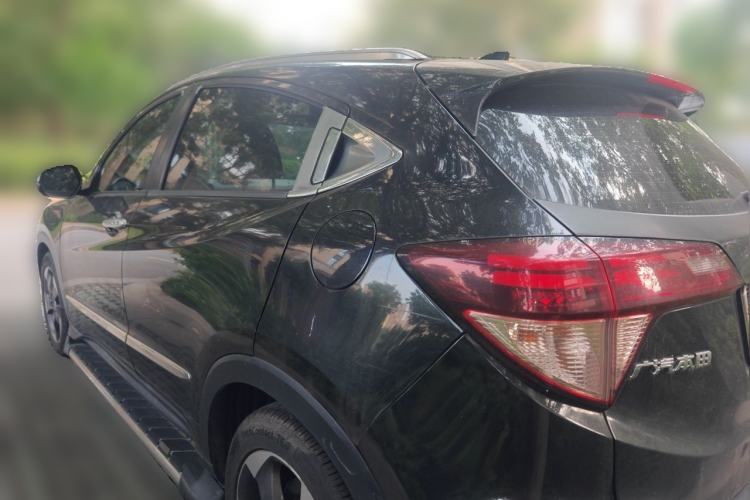 Used Honda Vezel 2015 1.8L CVT 2WD Luxury Model Rear Left 45 Deg