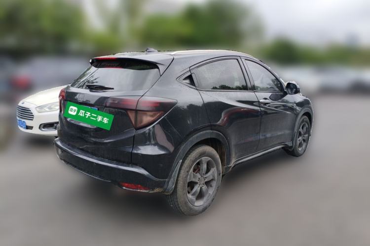 Used Honda Vezel 2015 1.8L CVT Four-Wheel Drive Flagship Model Rear Right 45 Deg