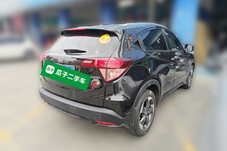 Used Honda Vezel 2015 1.8L CVT 2WD Luxury Model Rear Right 45 Deg