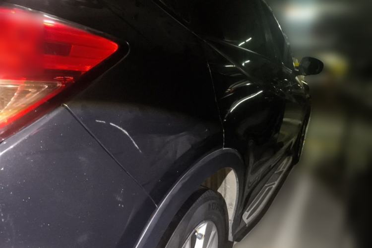 Used Honda Vezel 2015 1.5L CVT two-wheel drive Comfort trim Rear Right 45 Deg