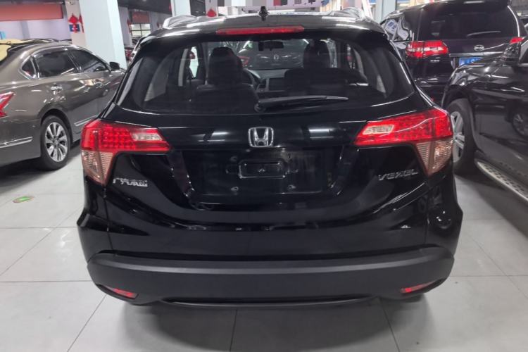 Used Honda Vezel 2015 1.5L manual two-wheel drive Comfort trim level Rear