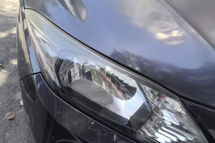 Used Honda Vezel 2015 1.5L CVT two-wheel drive Comfort trim Right Front Headlight