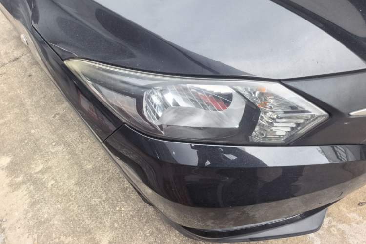 Used Honda Vezel 2015 1.5L CVT two-wheel drive Comfort trim Right Front Headlight