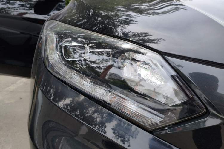 Used Honda Vezel 2015 1.8L CVT Four-Wheel Drive Flagship Model Right Front Headlight