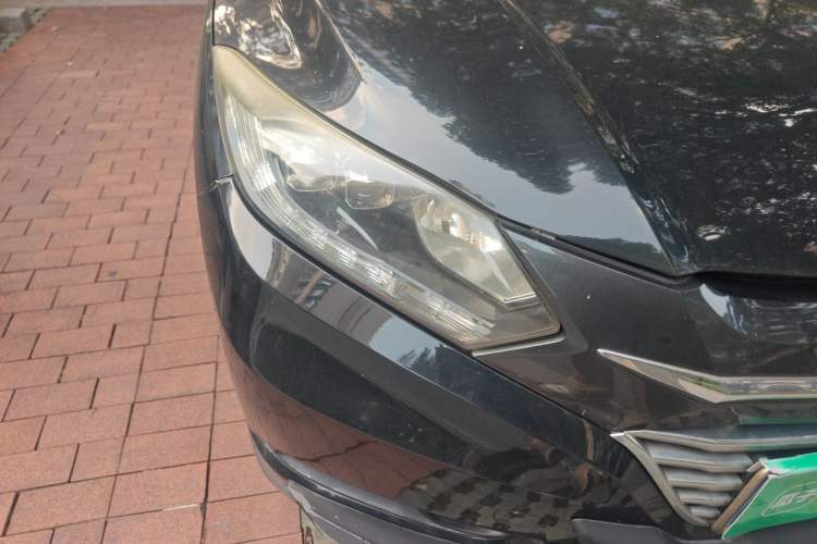 Used Honda Vezel 2015 1.8L CVT 2WD Luxury Model Right Front Headlight