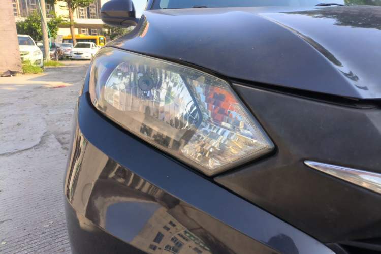 Used Honda Vezel 2015 1.8L CVT 2WD Elite Model Right Front Headlight