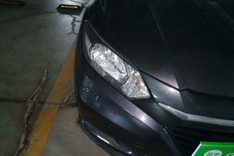 Used Honda Vezel 2015 1.5L CVT two-wheel drive Comfort trim Right Front Headlight