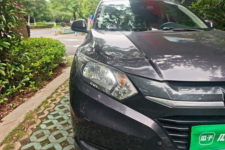 Used Honda Vezel 2015 1.5L CVT two-wheel drive Comfort trim Right Front Headlight