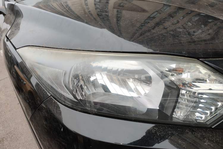 Used Honda Vezel 2015 1.5L CVT two-wheel drive Comfort trim Right Front Headlight