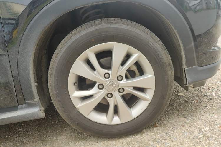 Used Honda Vezel 2015 1.8L CVT 2WD Elite Model Right Front Wheel Hub