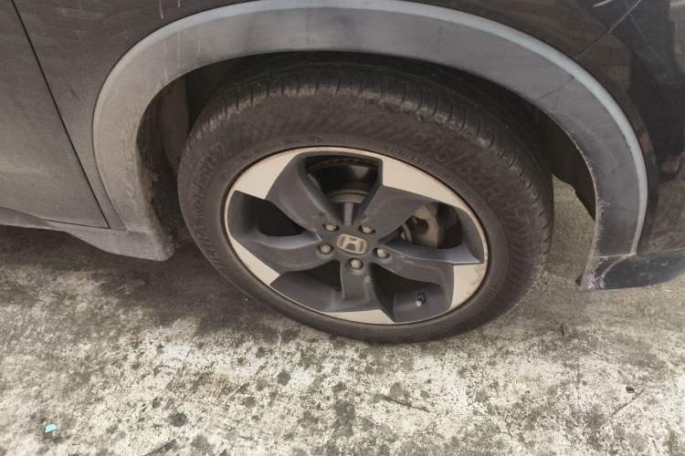 Used Honda Vezel 2015 1.8L CVT 2WD Luxury Model Right Front Wheel Hub