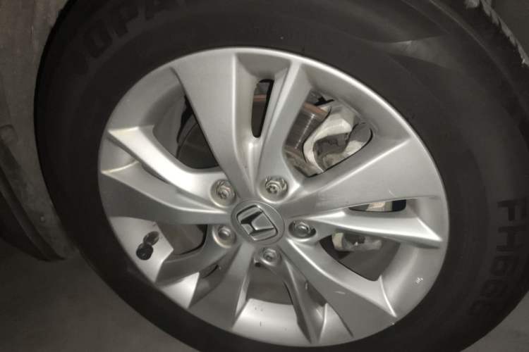 Used Honda Vezel 2015 1.5L CVT two-wheel drive Comfort trim Right Front Wheel Hub